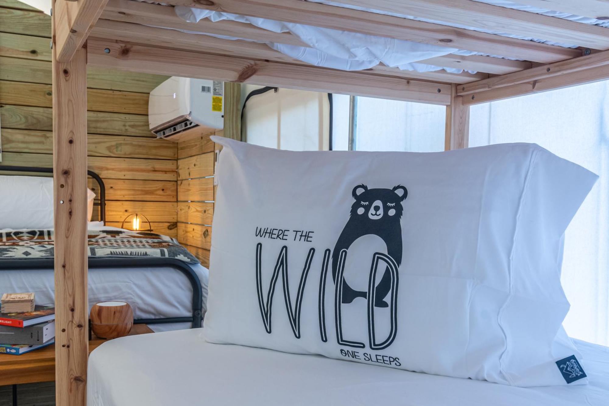 Timberline Glamping Orange * Gulf Shores